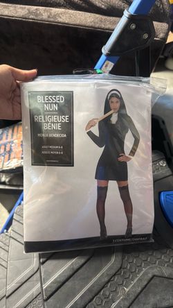 Nun costume