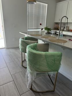 Vende Hermoso Juego De 3 Sillas De Bar Casi Nuevas Precio 280