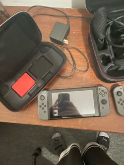 Nintendo switch 1 and extra remotes