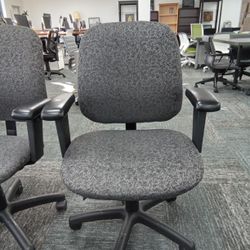 Used - Ergonomic Task Chair w/ Adjustable Arms