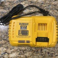 Dewalt Fast Charger New
