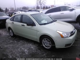2011 Ford Focus, auto, hit on the side, salvage title, runs and drives, SALVAGE TITLE