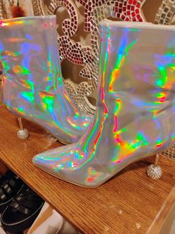 Women's boots size 9
