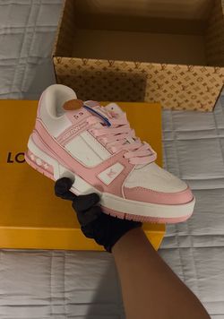 Louis Vuitton trainers in pink