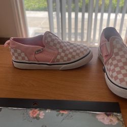 VANS PINK 🌸 SIZE 10.