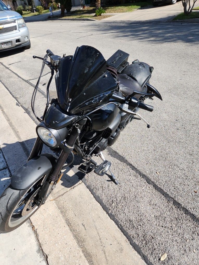 2 Yamaha Midnight Warrior 1700cc Motorcycles Geeat For Parts Or Project