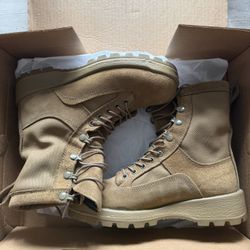 Altama Military Boots – Coyote Brown – Size 6R (Brand New, Open Box) 