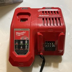 Milwaukee Fast Charges