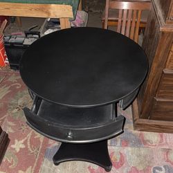 24” Diameter Corner Table W/ Drawer!