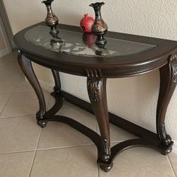 Console Table For Living Room, Entrance, Hallways. 
