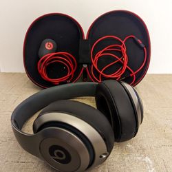 Beats Studio Wireless Over Ear Headphones 