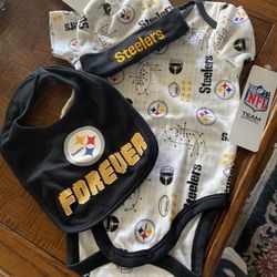 Pittsburgh steeler Infant Onesie Set