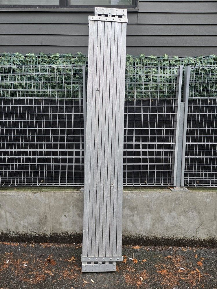 Werner 8 ft x13 ft. x 14 in. Telescoping Aluminum Extension Plank