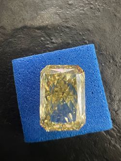 Lab Grown Diamond