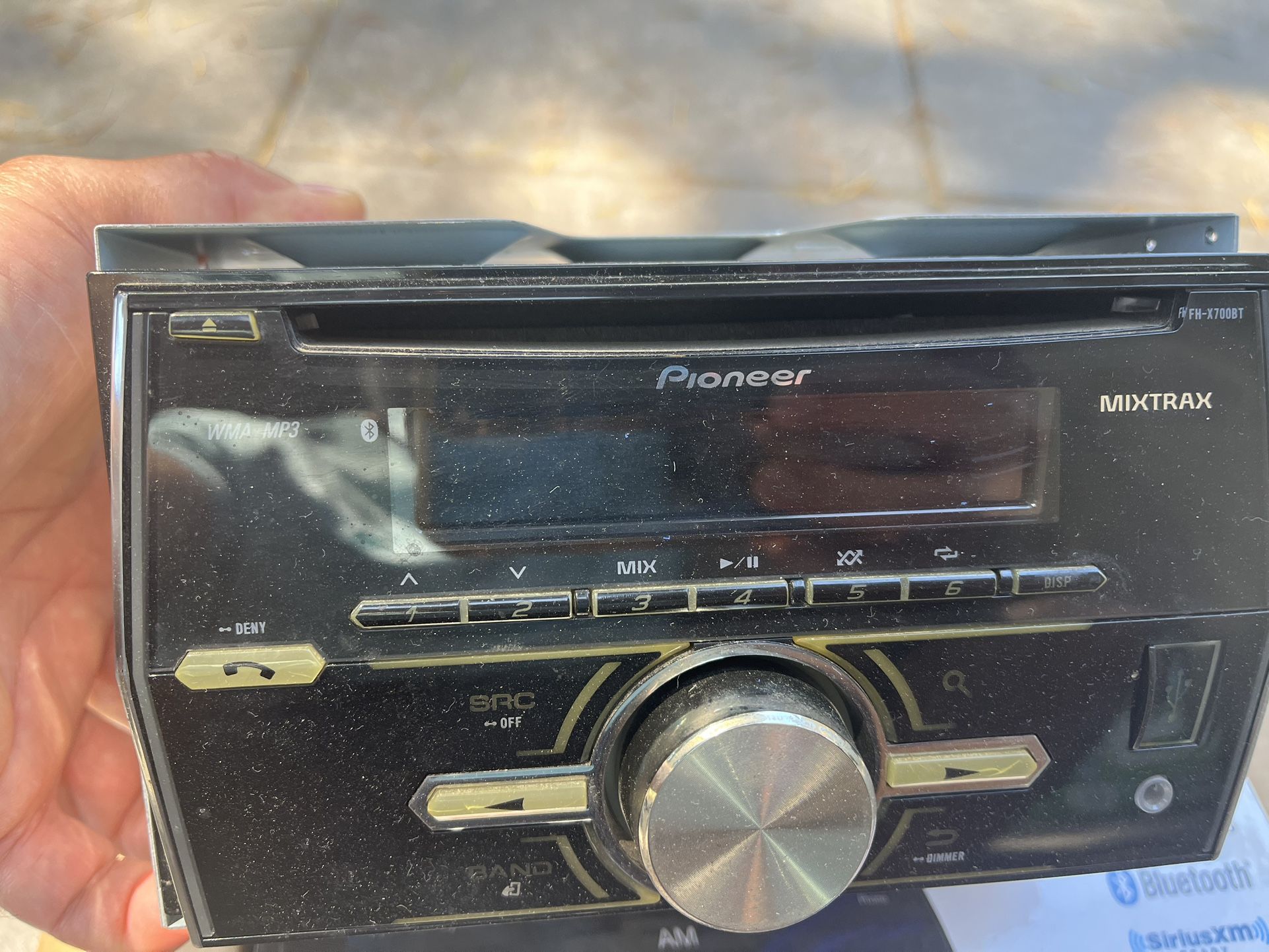 Pioneer FH-X700BT car stereo double din CD receiver with AM/FM with Bluetooth.