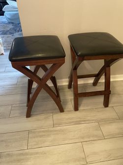 Set of 2 Counter Stools