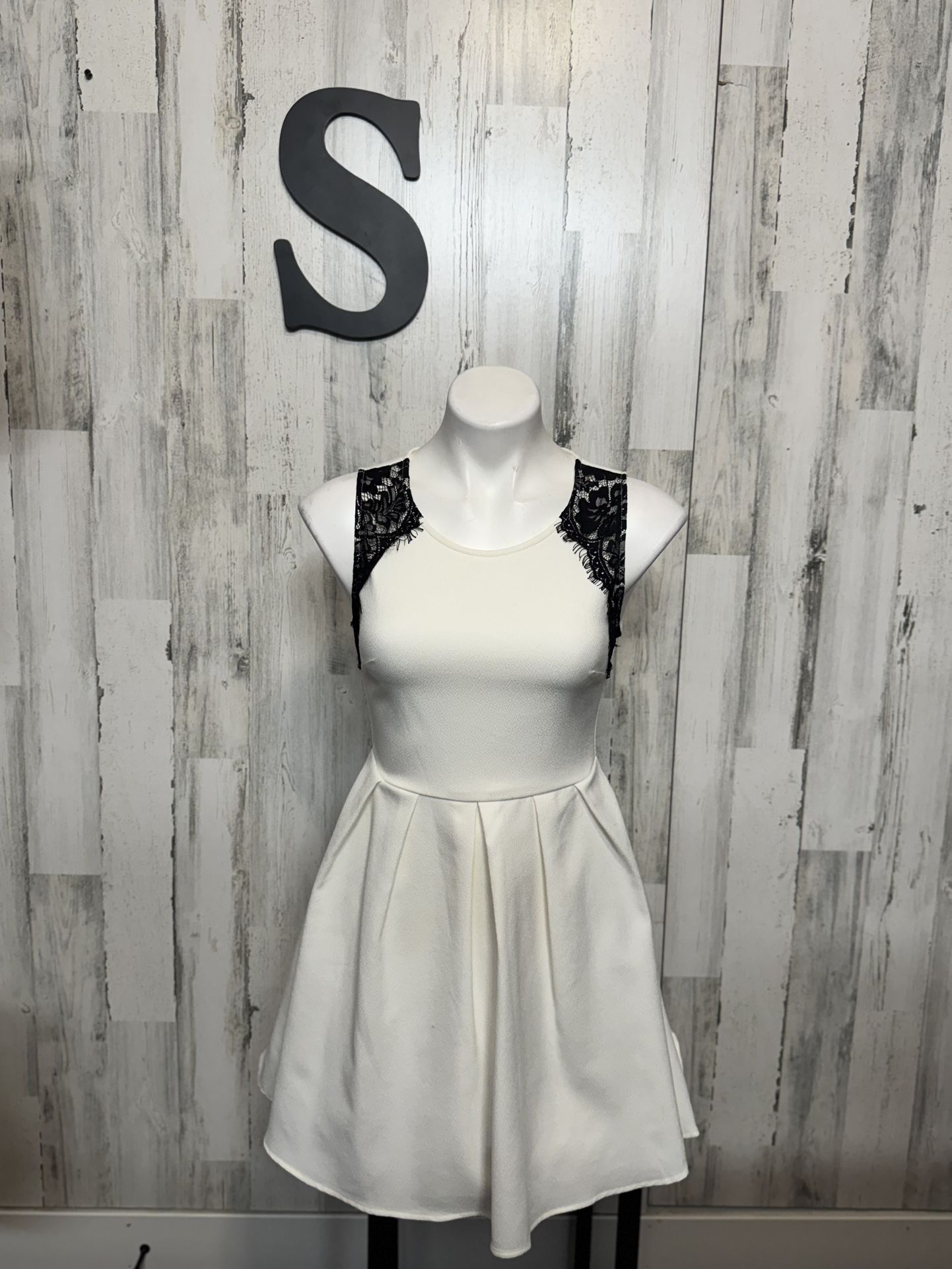 Lush fit and flare dress white