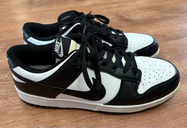 Nike Air Men’s Sneakers.  Size 9.5