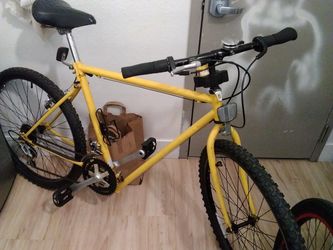 26 Inch Bmw Roadbike