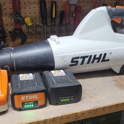 STILH BGA 85 Leaf Blower With 2 Fully Charged Batteries And Charger, In Great Conditions 