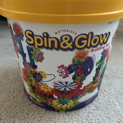 Learning Resources Gears! Gears! Gears! Lights & Action Building Set, Puzzle, Gear Toy, 115 Pieces, Ages 5+