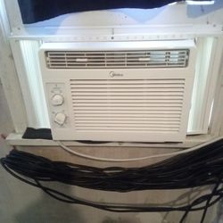 Window A/C 5000 BTU