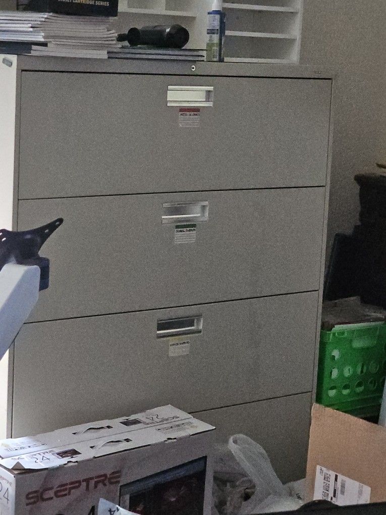4-drawer Lateral File Cabinet