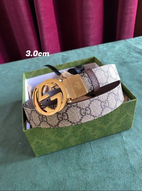 GUCCI 3.0 wide brown Supreme canvas