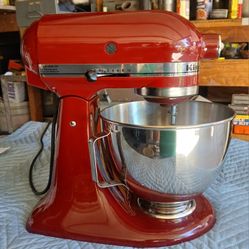 Vintage KitchenAid Mixer Near Mint Condition 