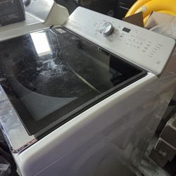 Maytag XL Washer And Dryer 