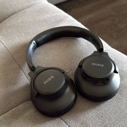 Bluetooth Headphones Like New 