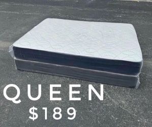 NEW QUEEN SIZE MATTRESS AND BOX SPRING - 2PC