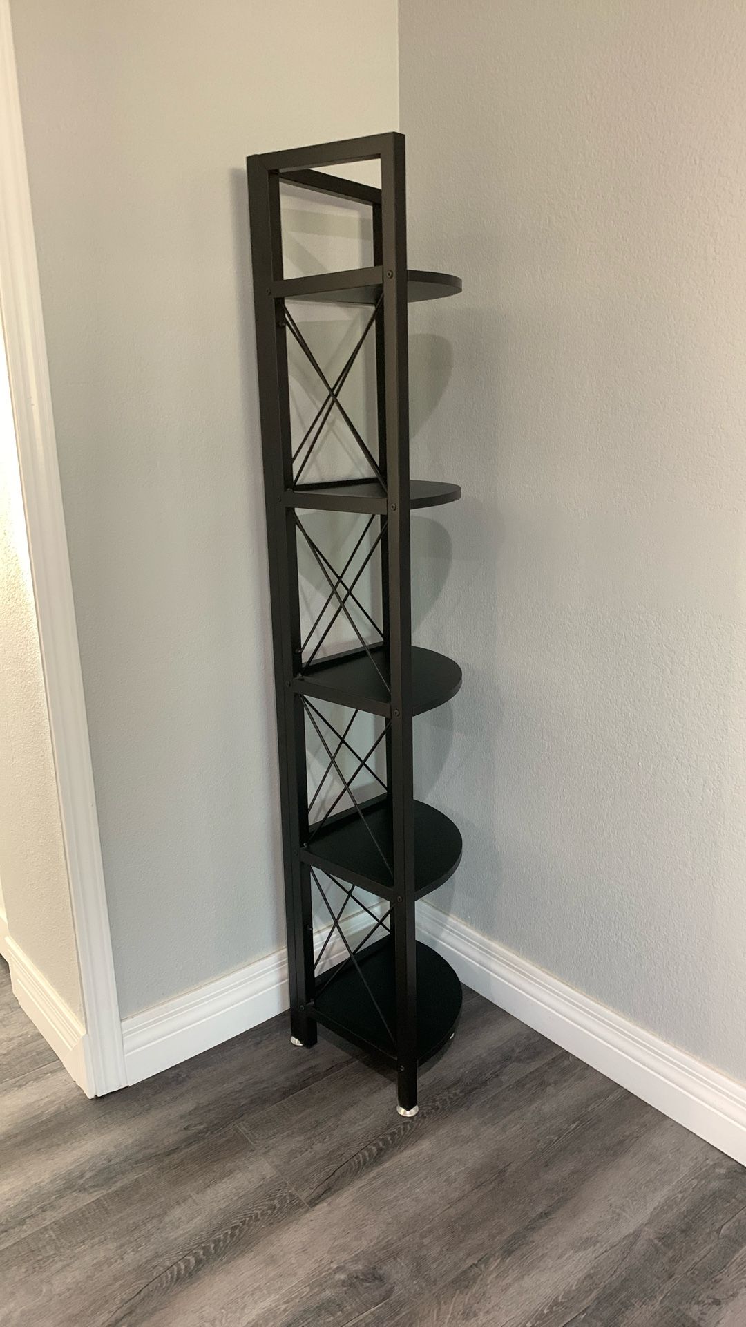 Modern Black Corner Shelf – Great for Plants or Decor!