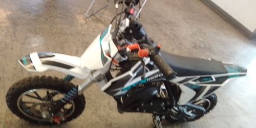 Moto Syx