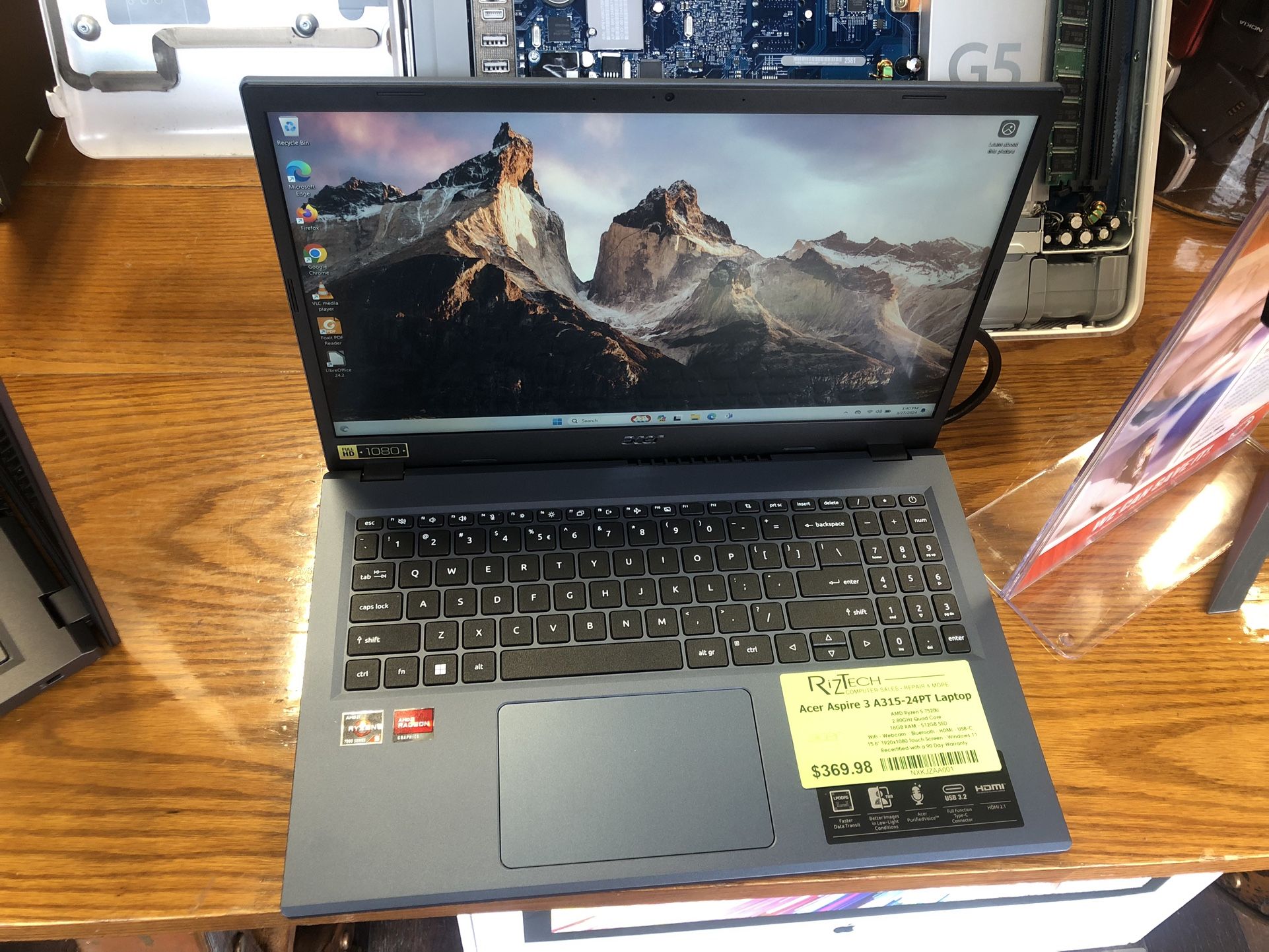 Acer Aspire 3 A315-24PT Laptop