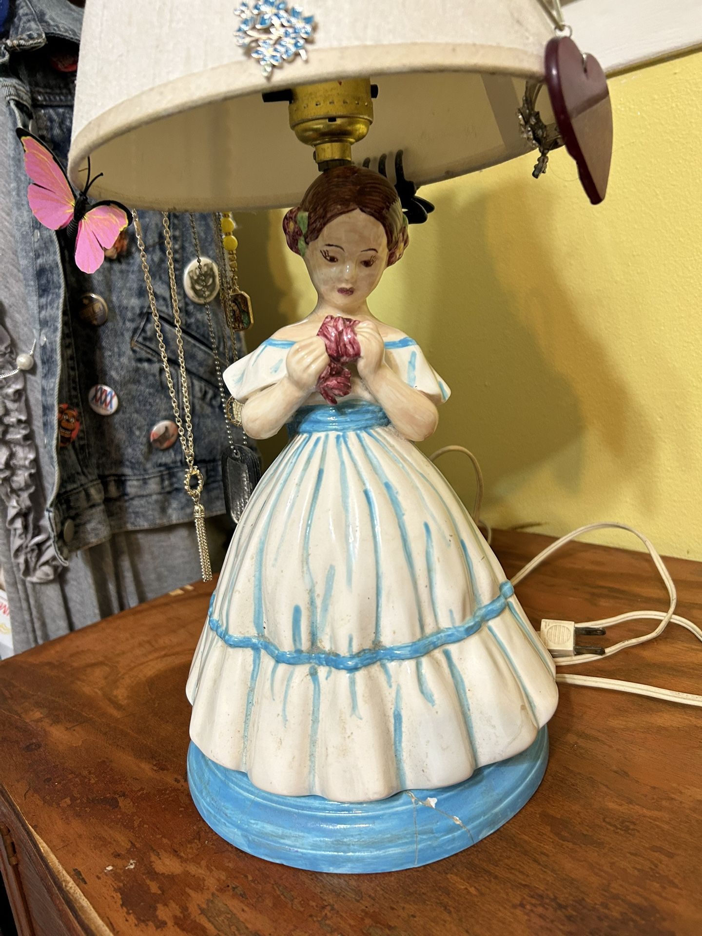 Vintage Lamp  Asking $35 OBO