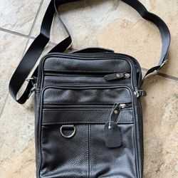 Black Unisex Genuine Leather Crossbody Messenger Bag