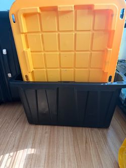 27 Gallon Commander storage totes