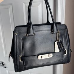 Name brand Handbags Coach Kate Spade Michael Kors 