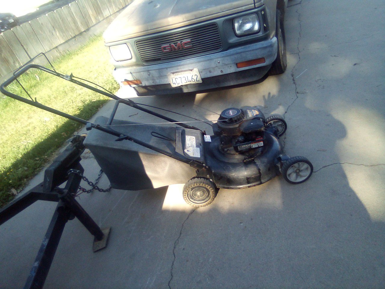 Lawn mower with bag