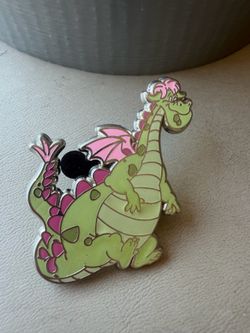 2010 Disney Elliott from Pete's Dragon Retired Classic Core Pin