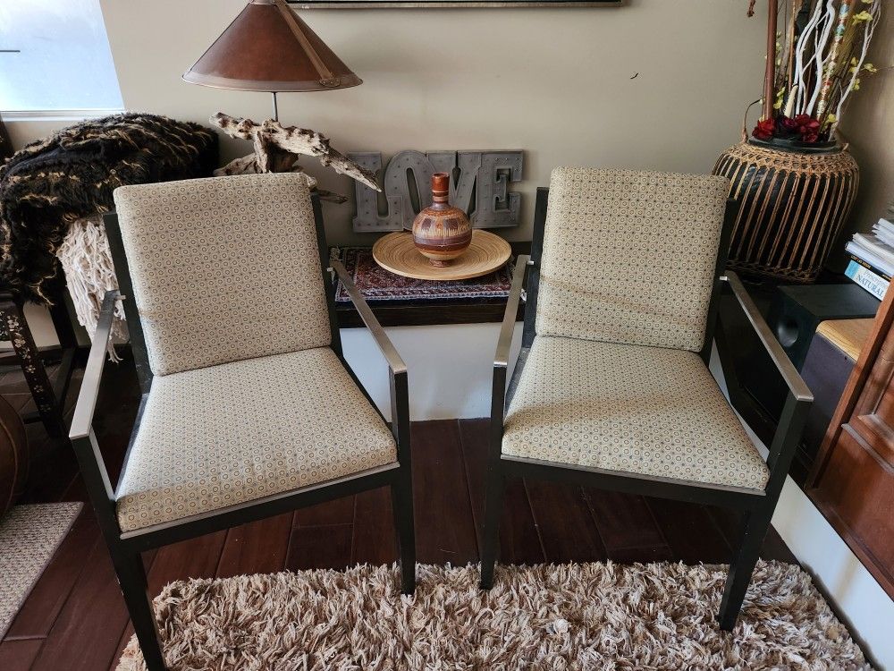 2. VINTAGE MID-CENTURY MODERN CHAIRS
