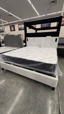 KING BED FRAME WITH LIGHT