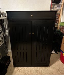 Entryway Storage Cabinet - 2 Slat Doors + Drawer