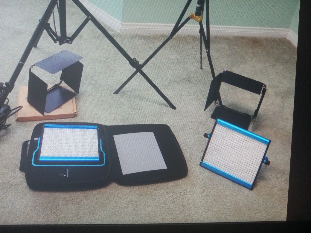 Two Photo Studio LED 500 Lights Dracast Bi Color With Two Tripod Light Stands