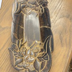 Heavy Cast Metal tray with  Embossed flowers made in India 22” 4.5 lbs
