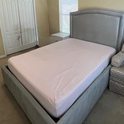 Selling All Furniture 