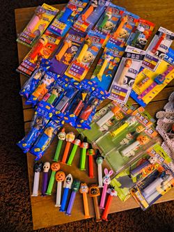 Large Lot of PEZ Dispensers Mixed Characters