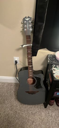 Keith Urban Black Acoustic Guitar