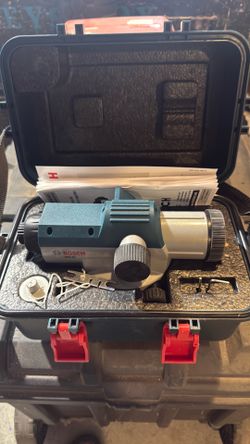 Bosch builders level